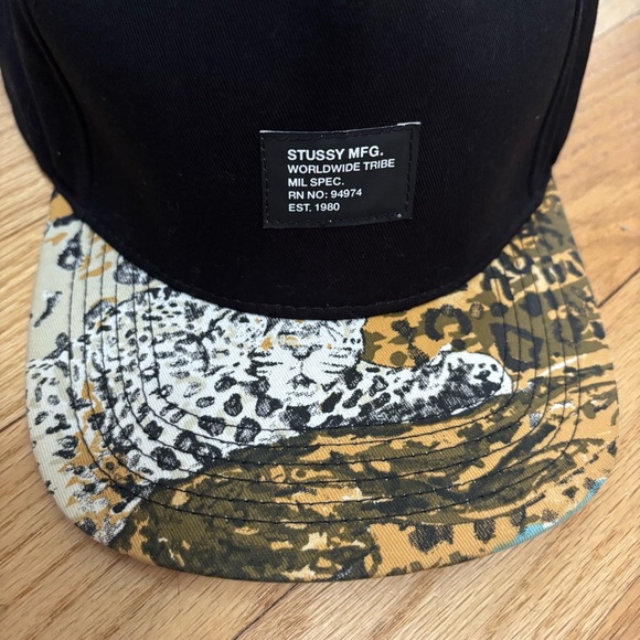Stussy MFG Snapback Hat Trucker Cap Leopard Print Graphic Black One Size SS 2013 - Picture 2 of 5